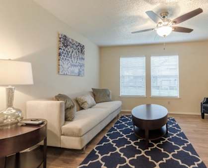 Living Room at Arbors Of Corsicana, Texas