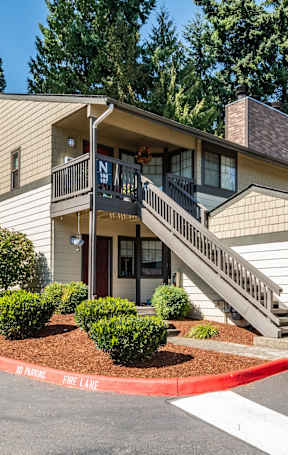 The Rosewood Apartments in Vancouver, WA Exterior