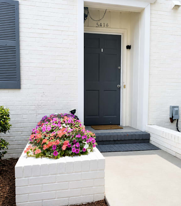 exterior of Midtown Park Townhomes, Raleigh, NC