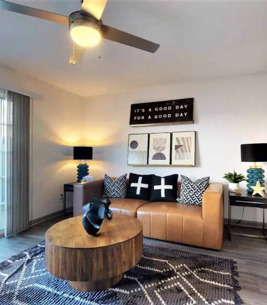 Living Room With Ceiling Fan at Cumberland Pointe, Georgia, 30080