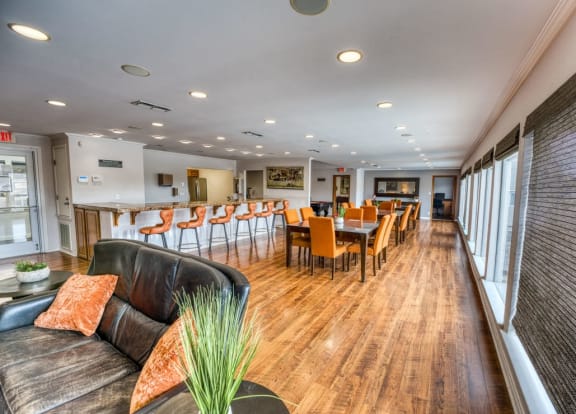 Putting green at Juniper Springs Apartments, Austin, TX 78731