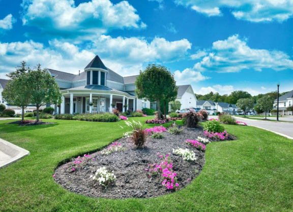 at Mansions at Delmar, New York, 12054