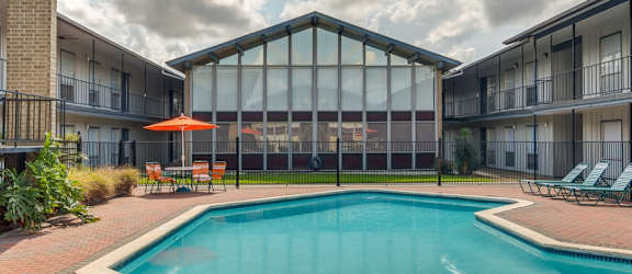 The Gallery Apartments - Pool