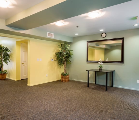 Carlton Court / Metro Hollywood Apartments Apartments in Los Angeles CA