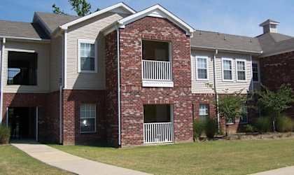 Elegant Exterior View at Cameron Park Apartments, Jackson