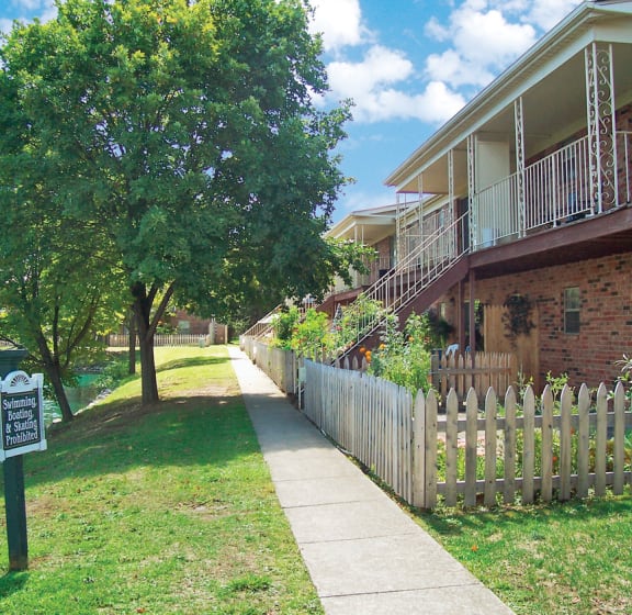 Bel Air Court Apartments in Columbus, OH