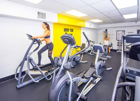Brentwood-Luxury-Apartments-Luxe-Villas-Interior-Fitness-Center-Model