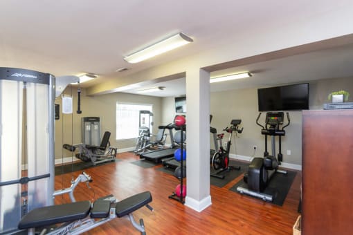 Fitness Center With Modern Equipment at Clarion Crossing Apartments, PRG Real Estate Management, Raleigh