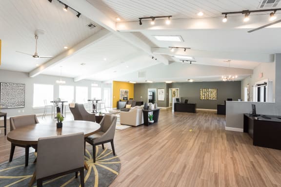 Luxurious Clubhouse With Television at The Reserve At Barry Apartments, Kansas City, Missouri