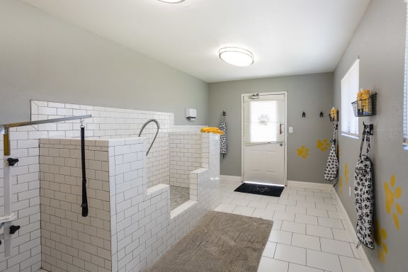 Pet Wash at The Reserve At Barry Apartments, Missouri, 64154