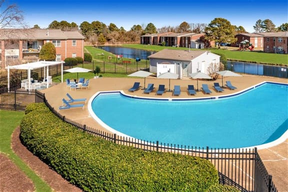 Invigorating Swimming Pool at Rivers Landing Apartments, PRG Real Estate, Hampton, Virginia