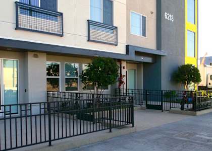 the building in which the hotel is located