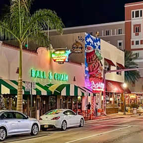 Calle Ocho Night Life