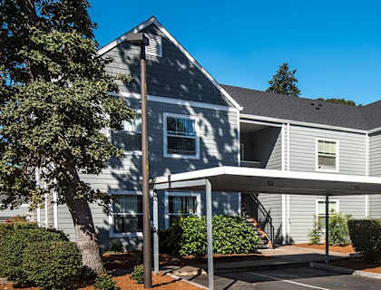 Reedville Commons Covered Parking