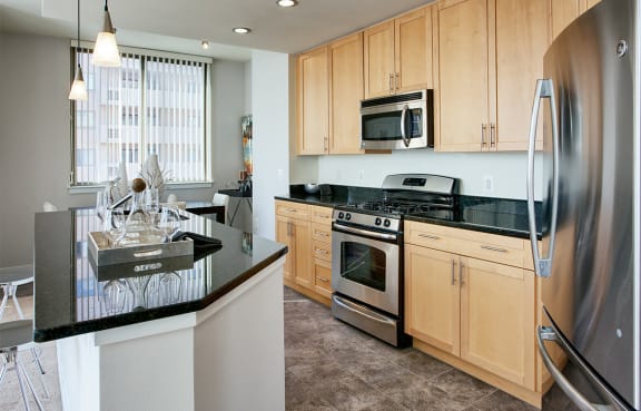 Features Stainless steel appliances - apartments in Arlington VA