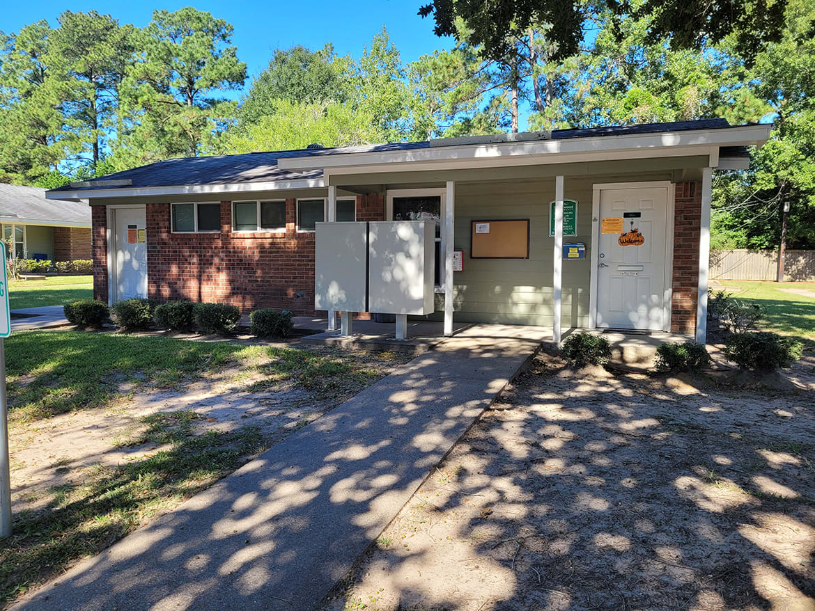 Photos and Video of SOUTHWOOD APTS in Shepherd, TX