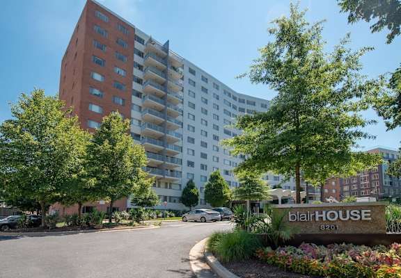Comfortable Apartments with Thoughtful Amenities at The Blairs, Silver Spring