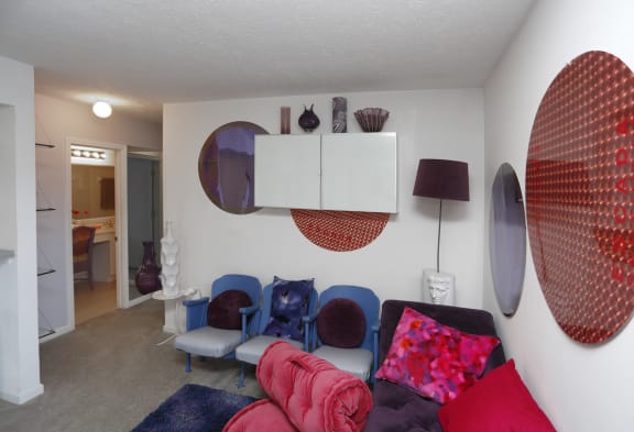 Windsor Court Living Room