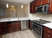 Thumbnail 25 of 28 - kitchen