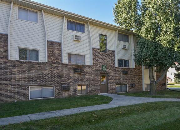 Partial Brick Exteriors on the Timberland at Crestbruck Apartment Buildings