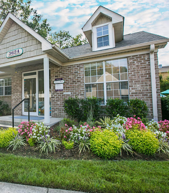 A house with the number 3624 on the front.