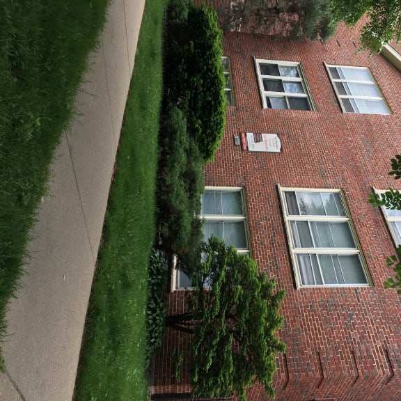 541 Hinman Exterior