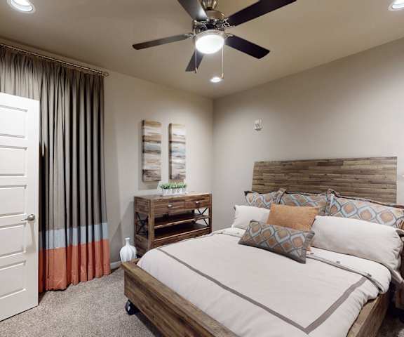 98 Apartments Bedroom