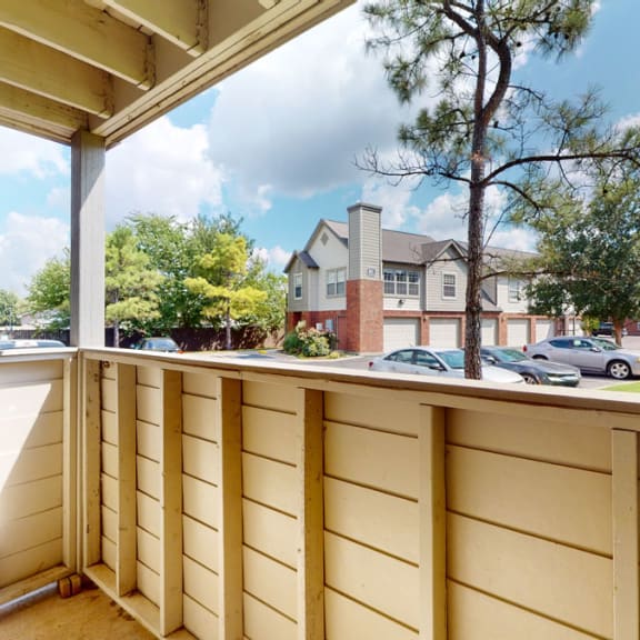 Villas at Preston Lake Apartments in Owasso 14700 E. 88th Pl. N