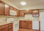 Thumbnail 17 of 32 - Kitchen area