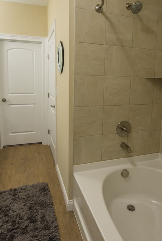Bathroom With Bathtub  at The Grandstone, Ohio, 45040