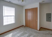 Thumbnail 9 of 24 - Bedroom