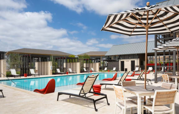 the swimming pool at the resort at governors crossing
