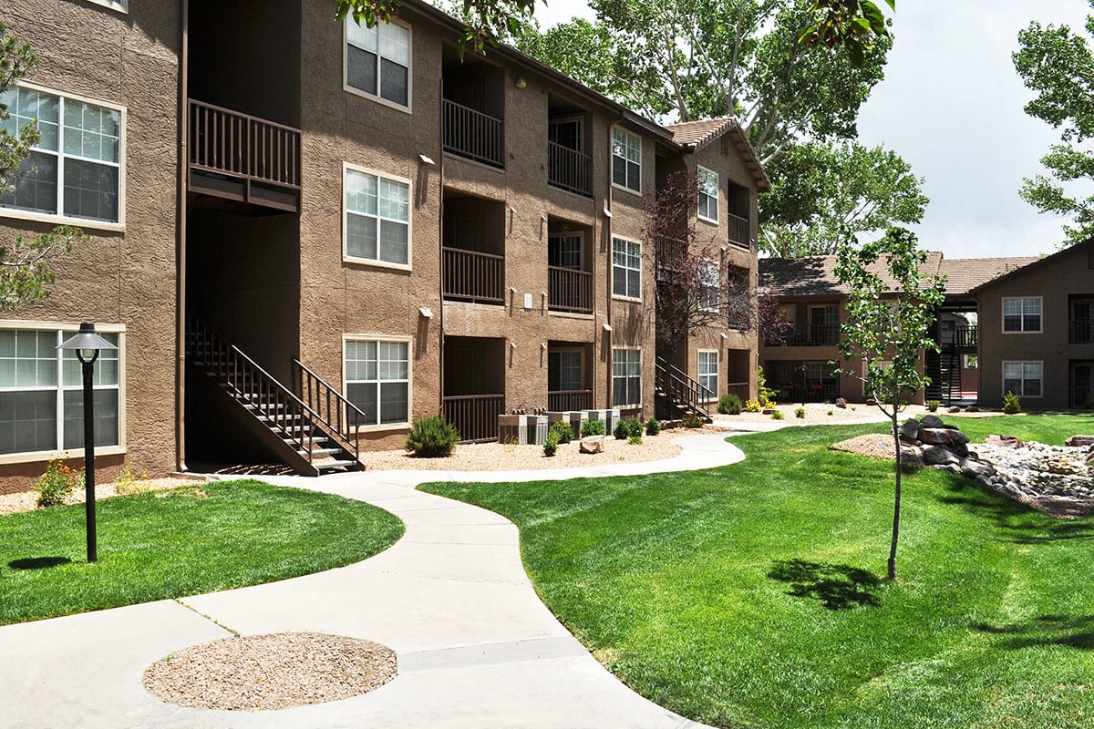 River Walk at Puerta De Corrales Apartment Homes Near Rio Rancho