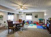 Thumbnail 15 of 33 - Play room