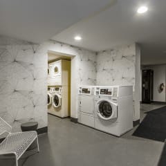 2121 Canyon Laundry
