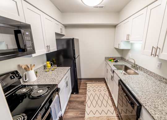 Eat-In Kitchen Table With Sink at Governor Square Apartments, Indiana, 46032