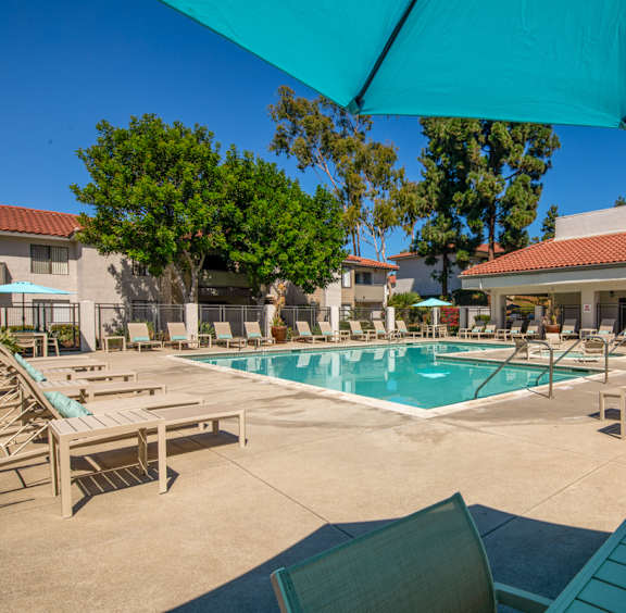 Outdoor Fireplace at Shadowridge Woodbend Apartments in Vista, CA