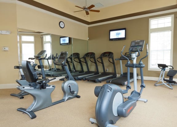 Fitness Center at Cypress Pointe Apartments in Orange Park, FL