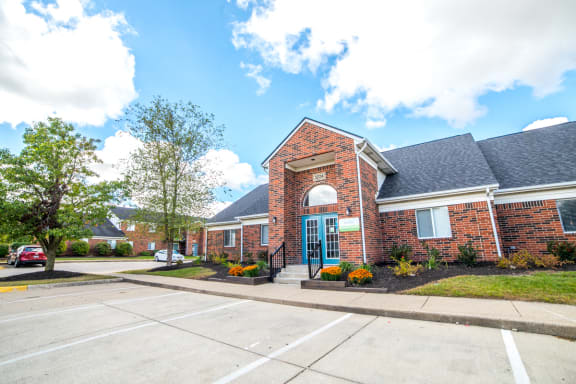 Century March Image at Bradford Place Apartments, Lafayette, IN