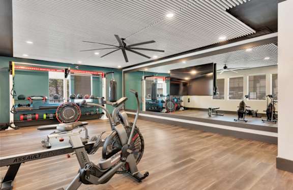 Fitness Center with Free Weights at Albuquerque Community 87114