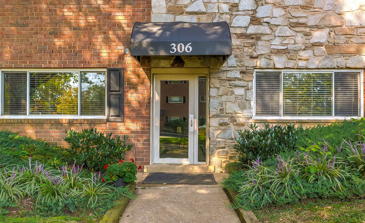 Stevenson Lane Apartments 4 of 12