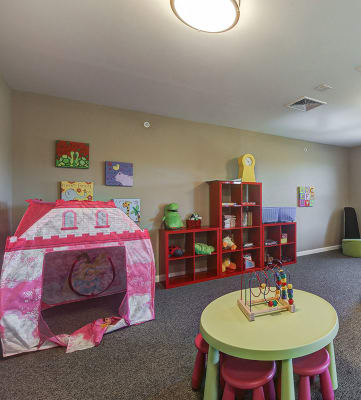 Viewmont Square Court Senior Living Apartments in Hickory NC