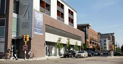 Exterior View at 747 Apartments, Indianapolis, IN, 46202