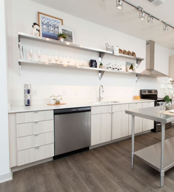 Kitchen at 747 Apartments, Indianapolis, Indiana