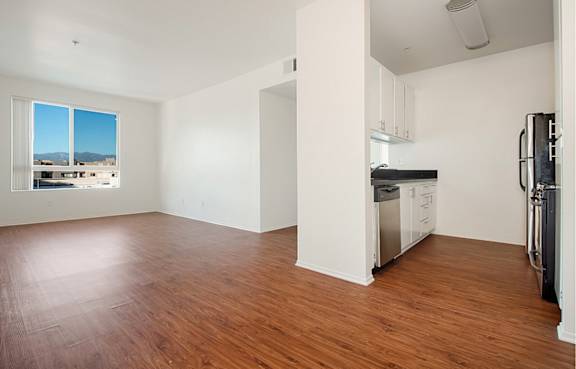 Wooden Floors at Plaza Lafayette, Los Angeles, CA 90057