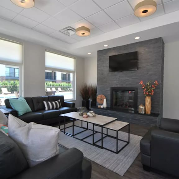 Clubhouse at Southfield MI Apartments | 42 West Apartments in Southfield Michigan
