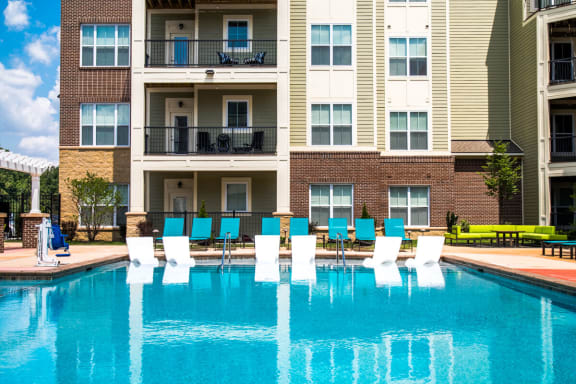 Luxury Apartments in Perrysburg, OH | Mosaic at Levis Commons