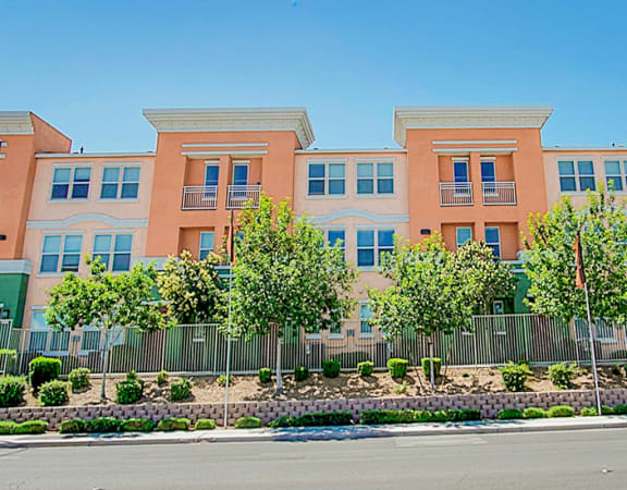 The Croix Townhomes in Henderson, NV offers 3 and 3 Bedroom Townhomes with attached garages.