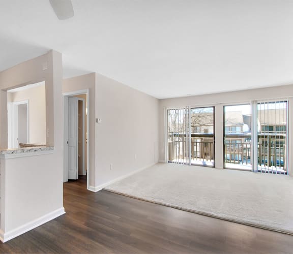 Bloomfield Place Apartments in Bloomfield Hills, MI