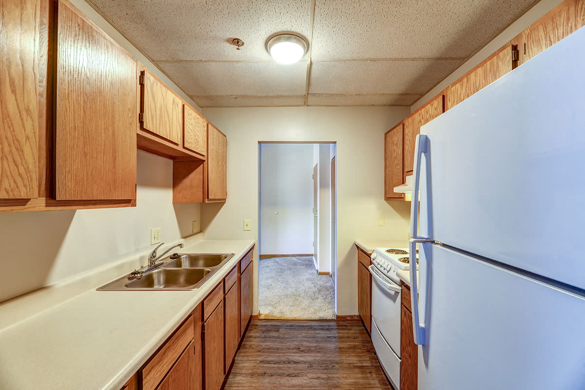 Photos and Video of St. Clairsville Courtyard in St. Clairsville, OH